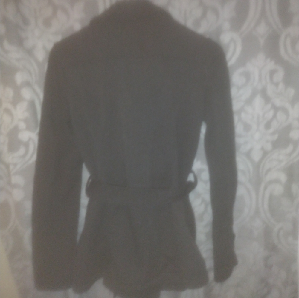 Light coat - Picture 2 of 2